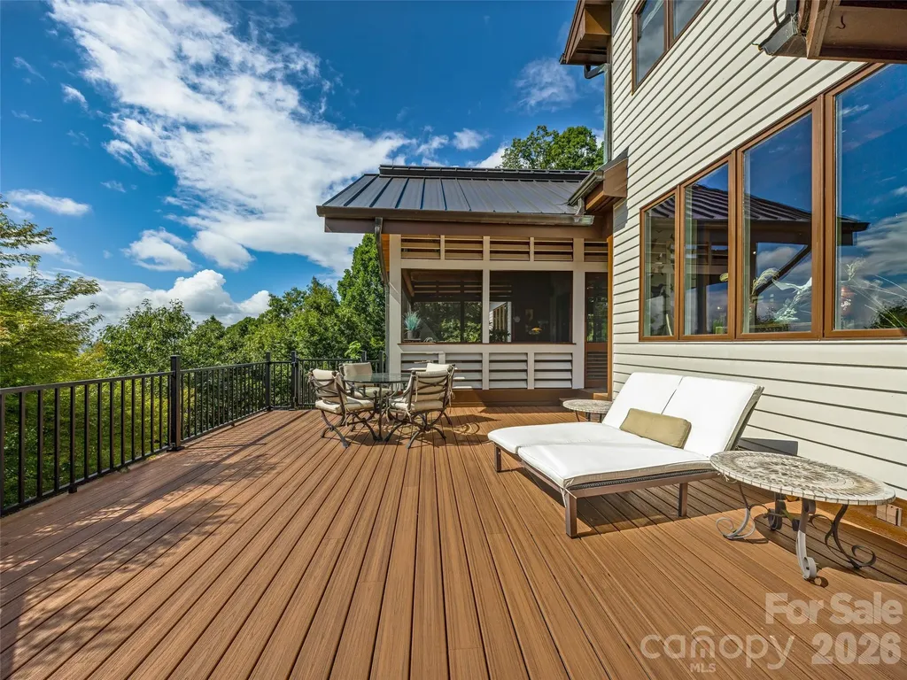 10 Beaverbrook Court Asheville NC 28804