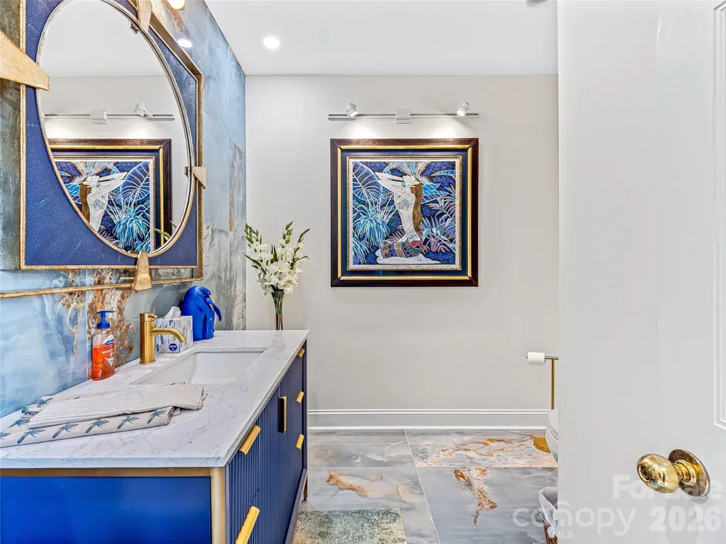 10 Beaverbrook Court Asheville NC 28804