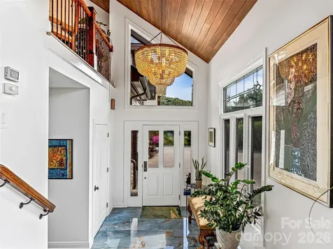 10 Beaverbrook Court Asheville NC 28804