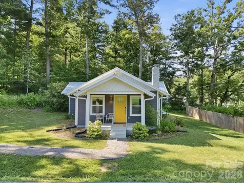 15 Old Fort Road Fairview NC 28730
