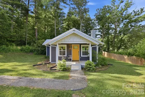 15 Old Fort Road Fairview NC 28730