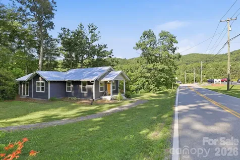 15 Old Fort Road Fairview NC 28730