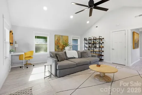 15 Old Fort Road Fairview NC 28730