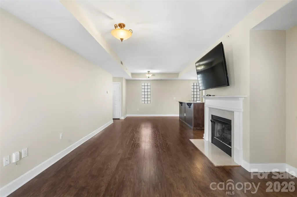718 W Trade Street Charlotte NC 28202