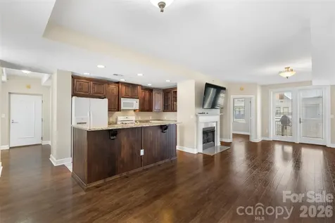 718 W Trade Street Charlotte NC 28202