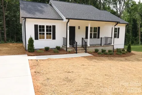 1608 Russell Courtney Road Monroe NC 28112
