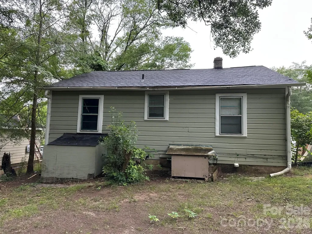 3101 Ridge Avenue Charlotte NC 28208