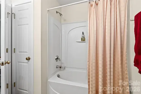 713 Rock Lake Glen Fort Mill SC 29715