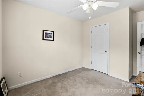 713 Rock Lake Glen Fort Mill SC 29715