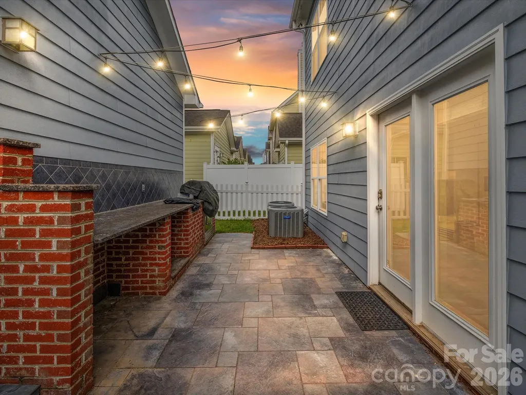 1733 Lela Avenue Charlotte NC 28208