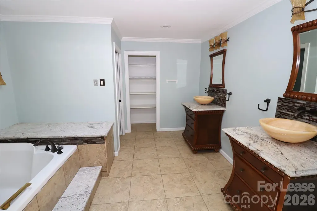 4589 Giles Avenue Sherrills Ford NC 28673