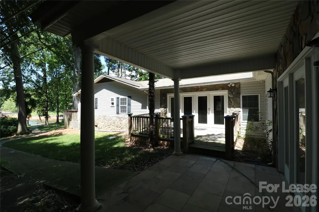 4589 Giles Avenue Sherrills Ford NC 28673