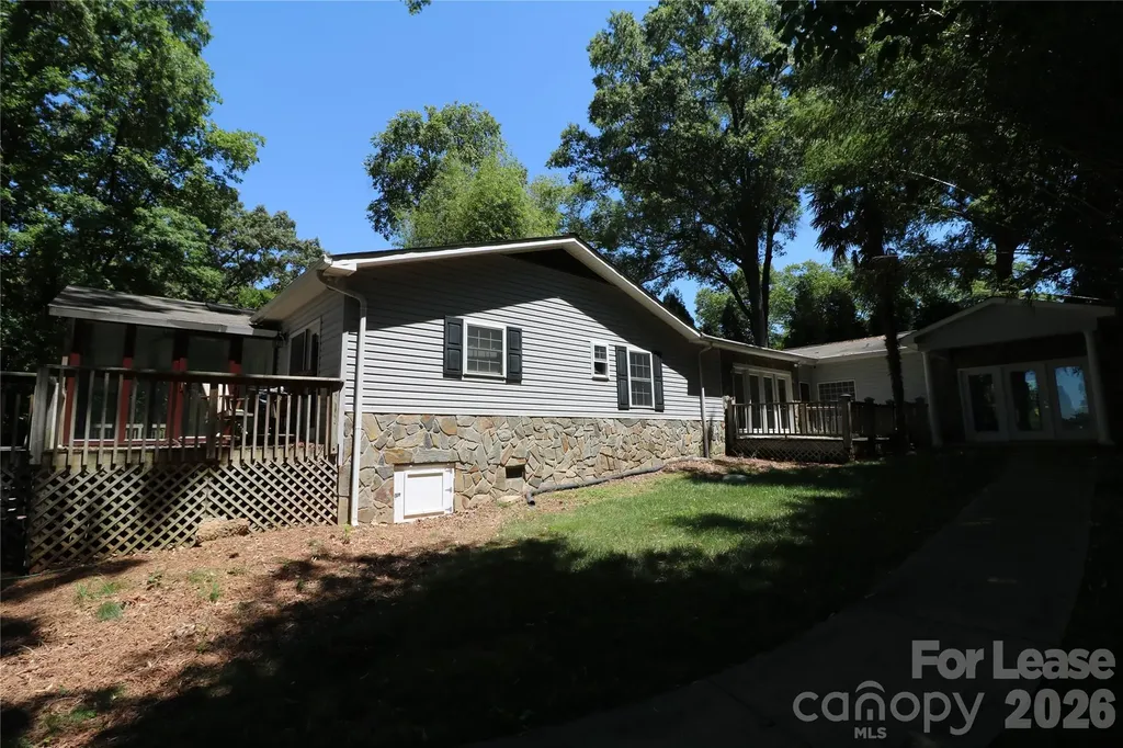 4589 Giles Avenue Sherrills Ford NC 28673