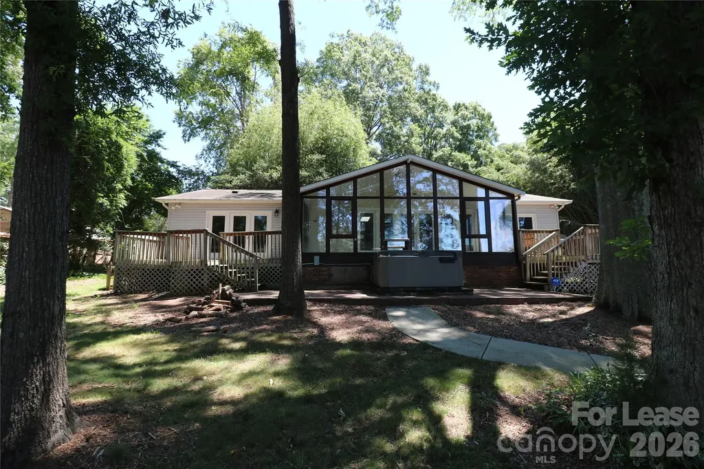 4589 Giles Avenue Sherrills Ford NC 28673