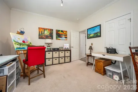 34 Middle Street Hendersonville NC 28792