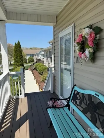 34 Middle Street Hendersonville NC 28792