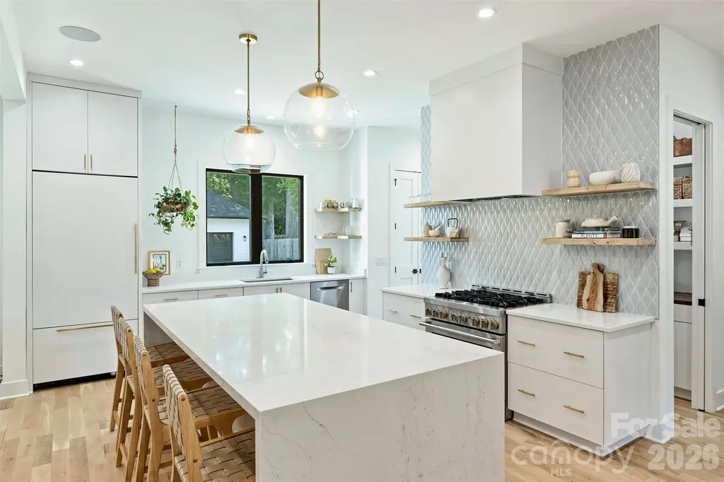 1241 Heather Lane Charlotte NC 28209