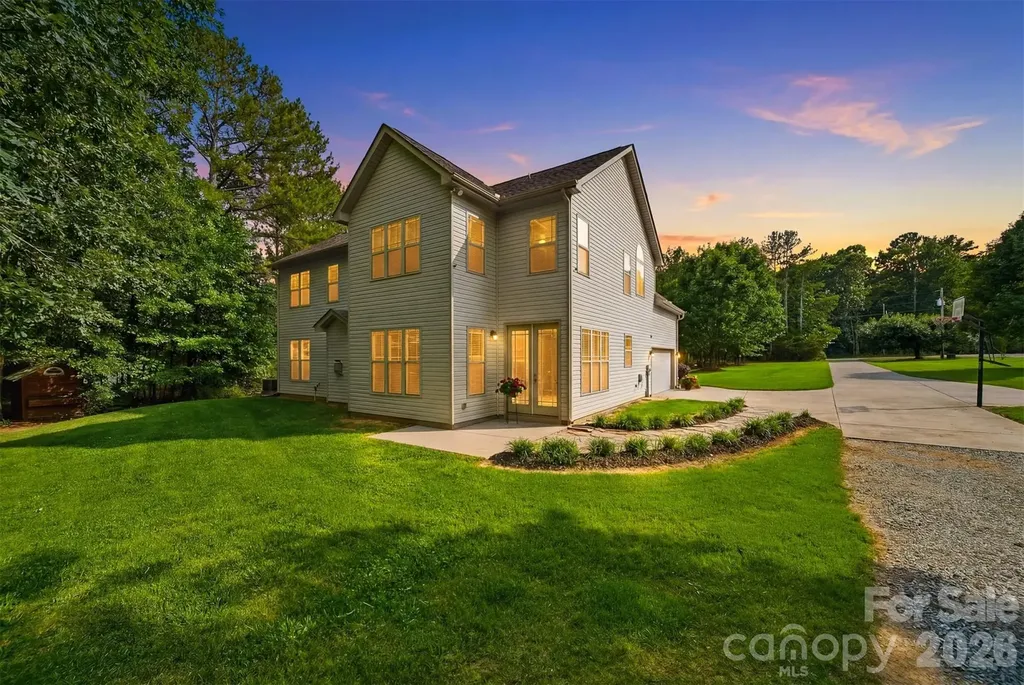 2419 Dellwood Drive Monroe NC 28112