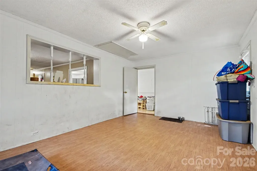 124 Riley Road Dallas NC 28034