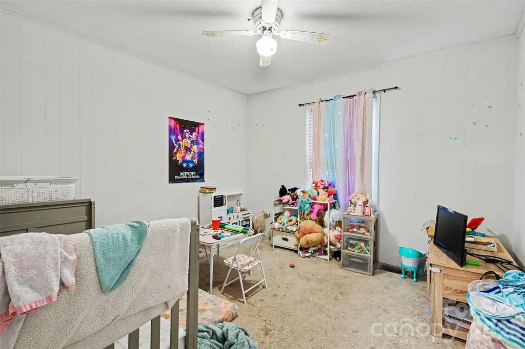 124 Riley Road Dallas NC 28034