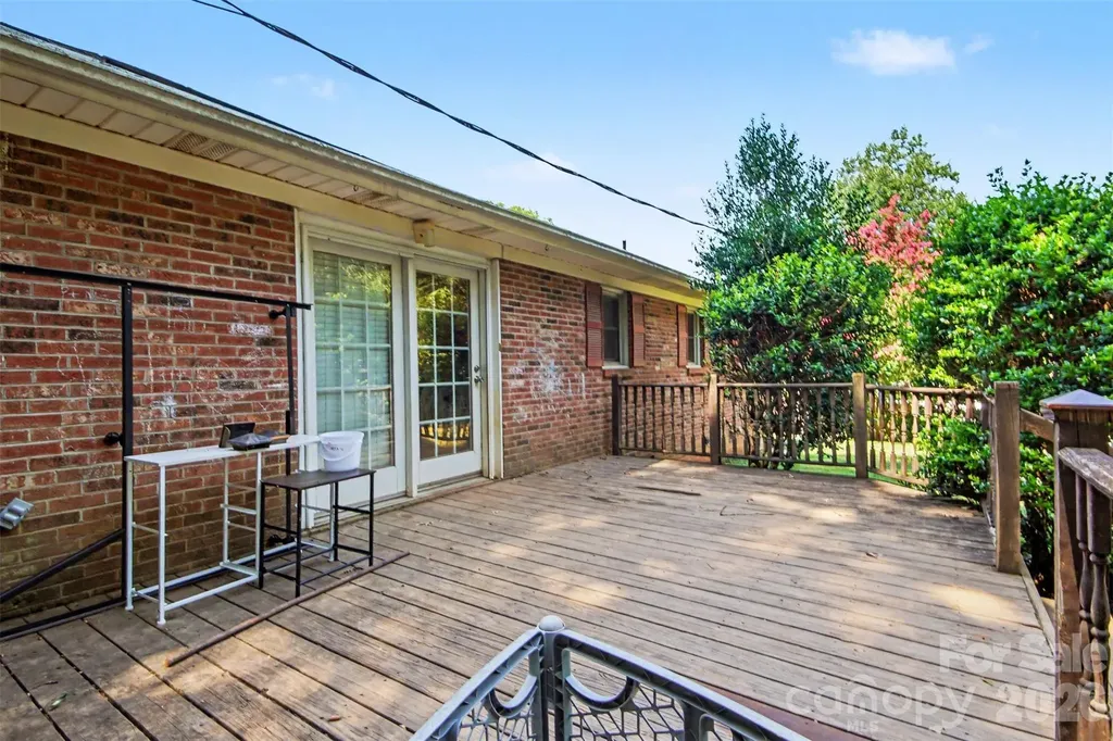 124 Riley Road Dallas NC 28034