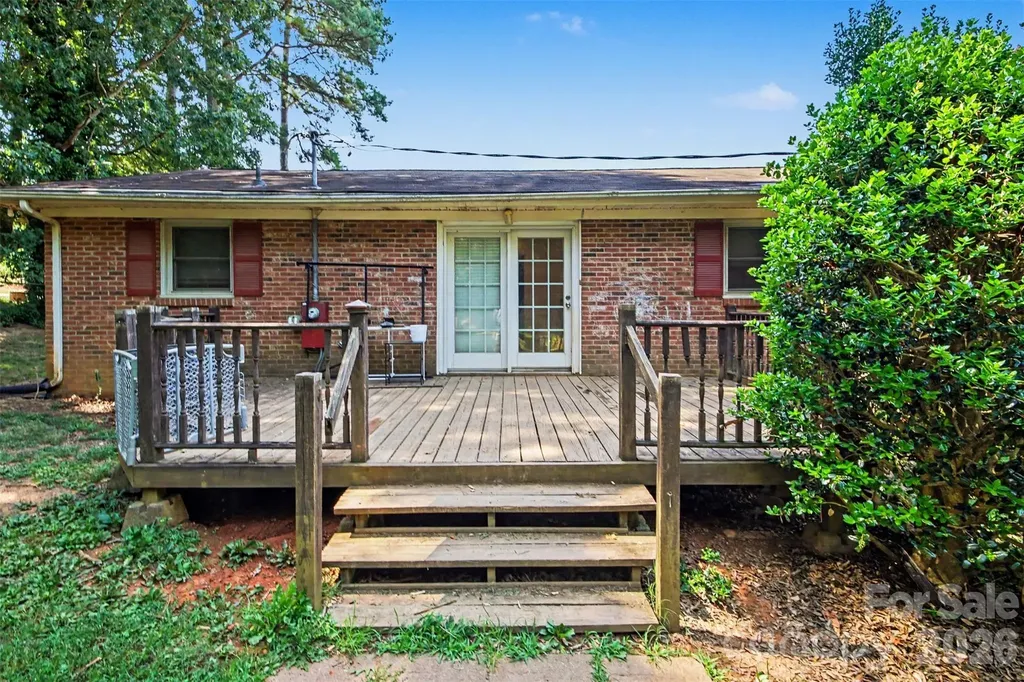 124 Riley Road Dallas NC 28034