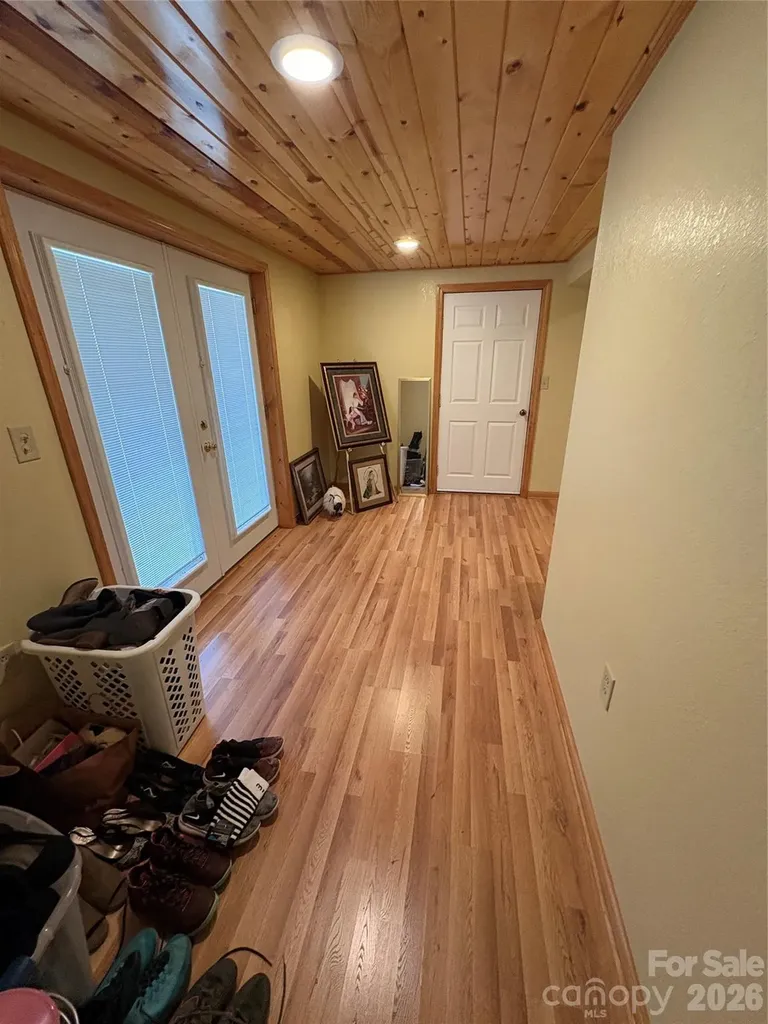 299 Mcdowell Lane Burnsville NC 28714