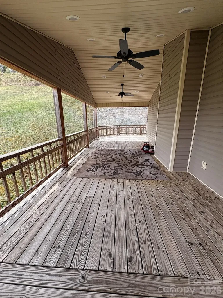 299 Mcdowell Lane Burnsville NC 28714