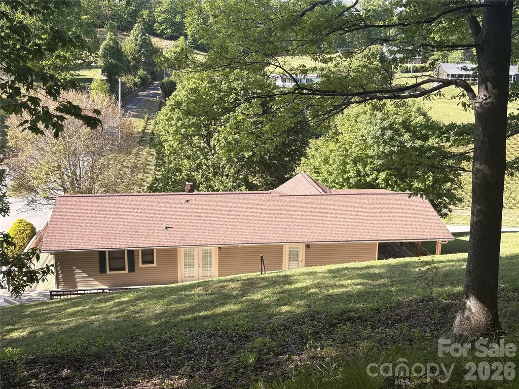 299 Mcdowell Lane Burnsville NC 28714