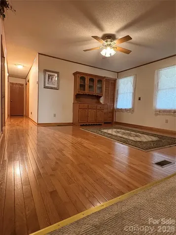 299 Mcdowell Lane Burnsville NC 28714