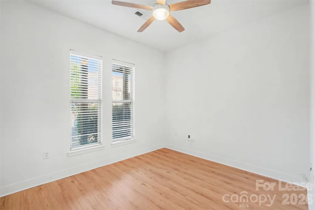1032 Skyline View Way Charlotte NC 28204