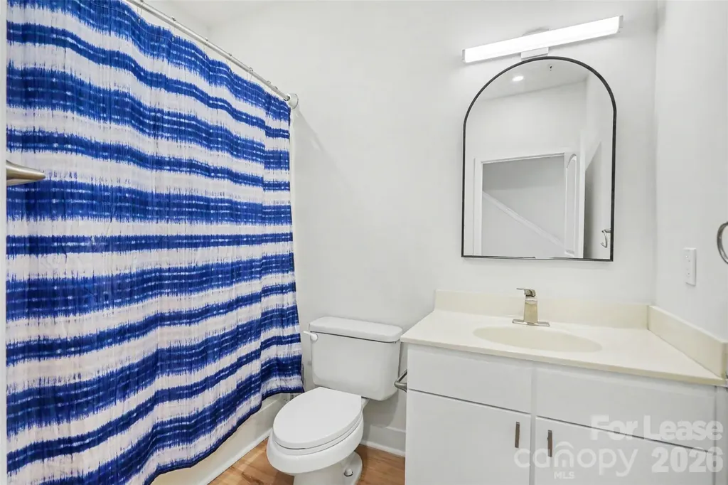 1032 Skyline View Way Charlotte NC 28204