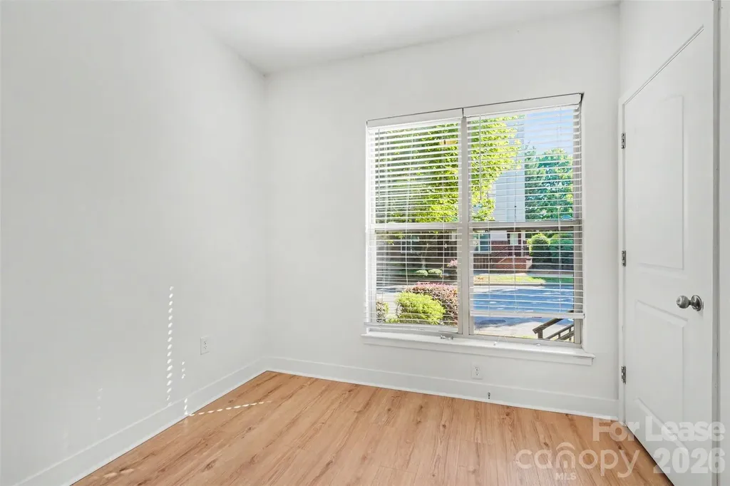 1032 Skyline View Way Charlotte NC 28204