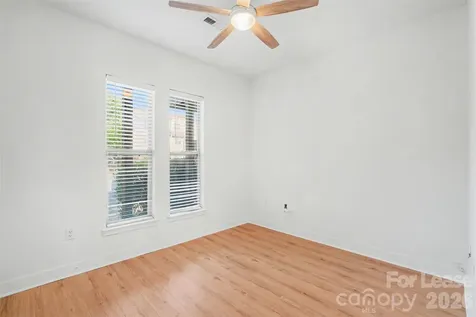1032 Skyline View Way Charlotte NC 28204