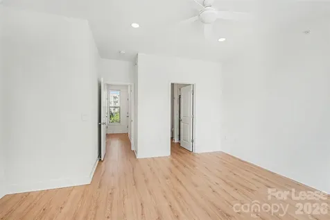 1032 Skyline View Way Charlotte NC 28204