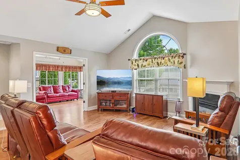 174 Summerfield Place Flat Rock NC 28731