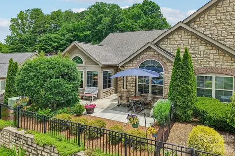174 Summerfield Place Flat Rock NC 28731