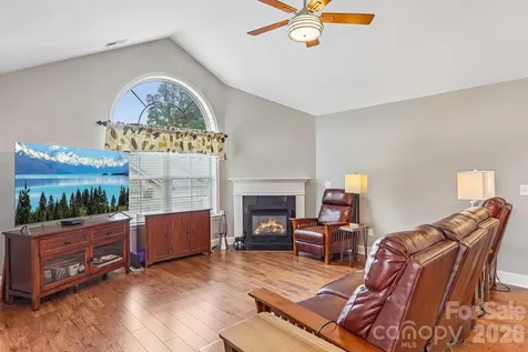 174 Summerfield Place Flat Rock NC 28731