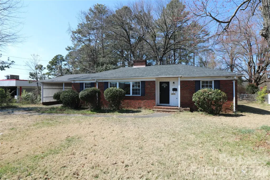 3741 N Sharon Amity Road Charlotte NC 28205
