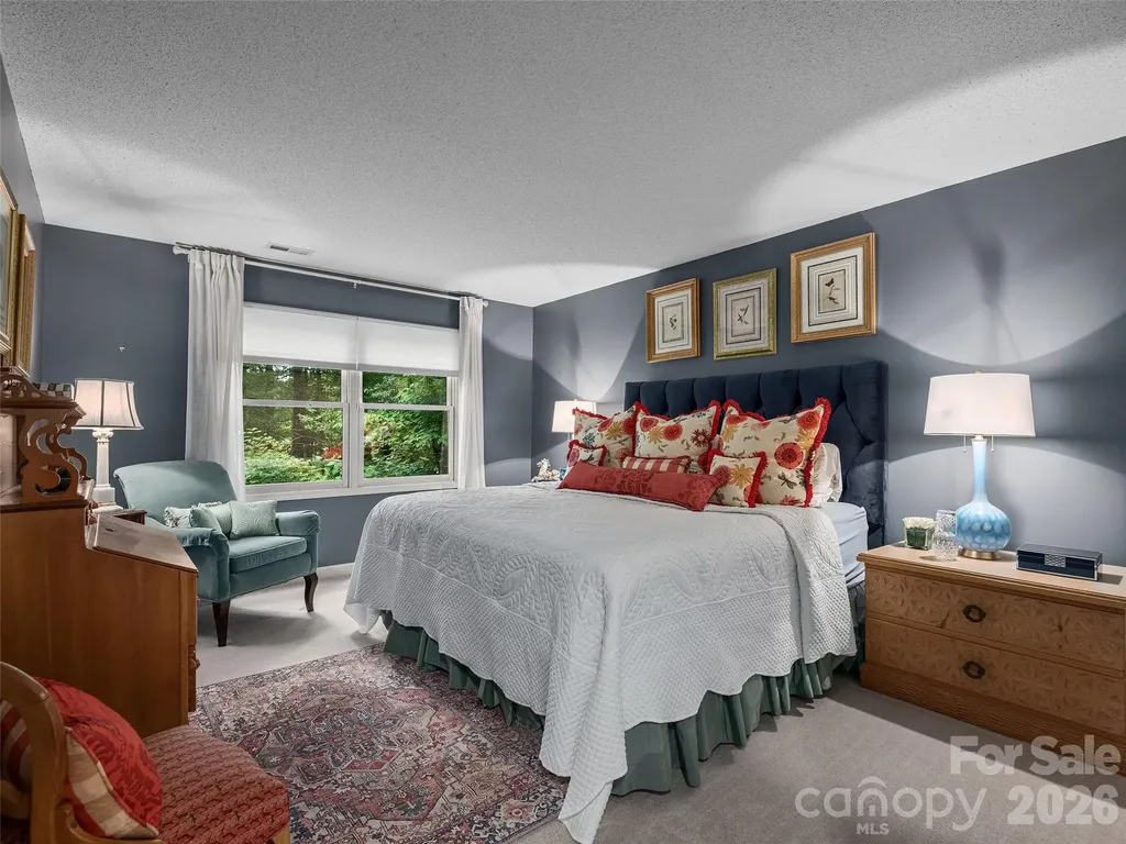 122 Brandon Road Hendersonville NC 28739
