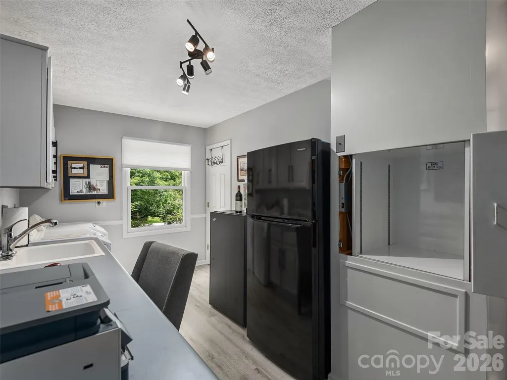 122 Brandon Road Hendersonville NC 28739