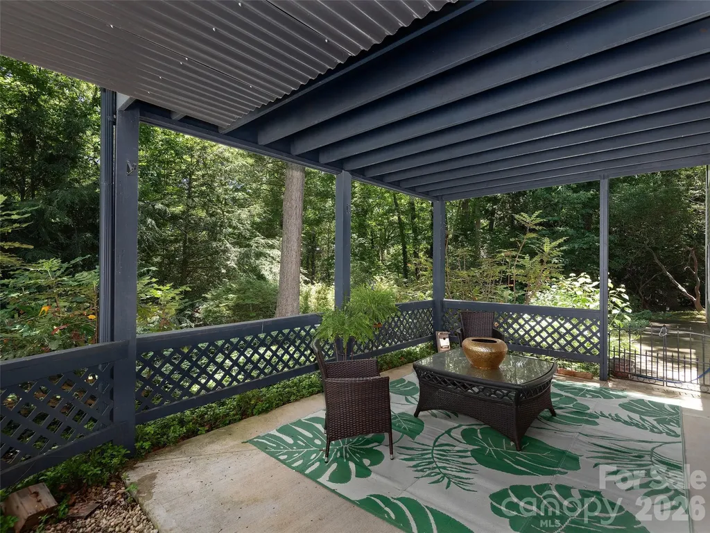 122 Brandon Road Hendersonville NC 28739