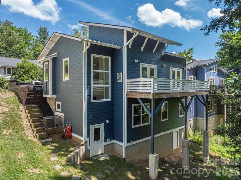 39 Hubbard Avenue Asheville NC 28806
