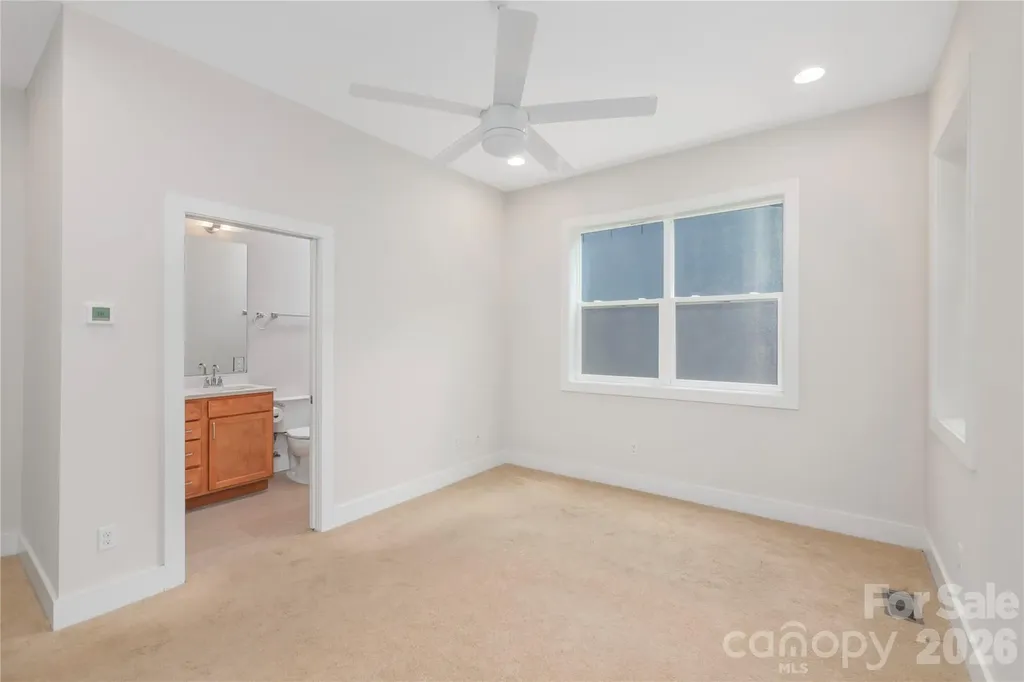 39 Hubbard Avenue Asheville NC 28806
