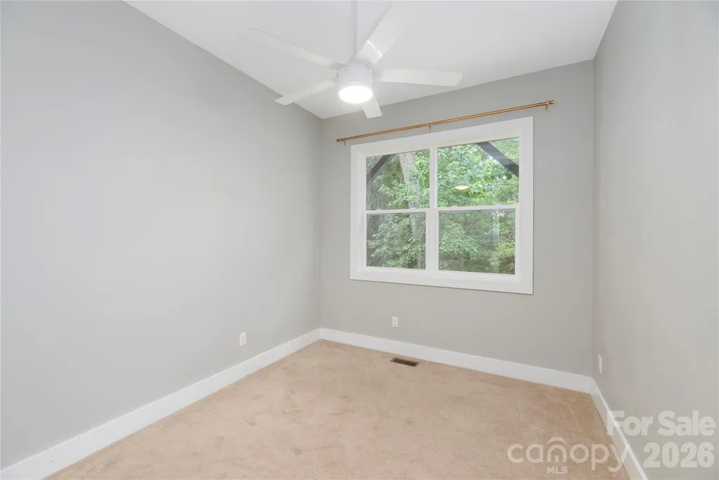 39 Hubbard Avenue Asheville NC 28806