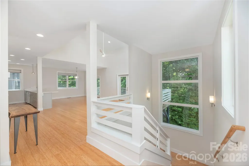 39 Hubbard Avenue Asheville NC 28806