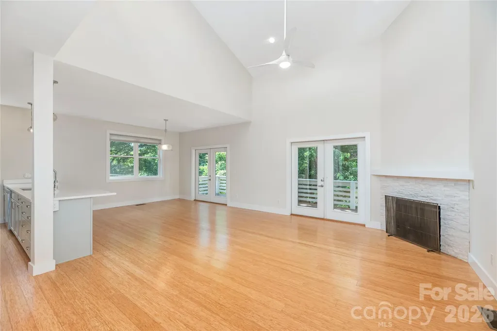 39 Hubbard Avenue Asheville NC 28806