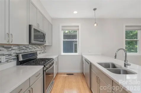 39 Hubbard Avenue Asheville NC 28806