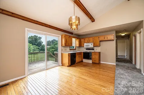 1697 Denver Court Lenoir NC 28645