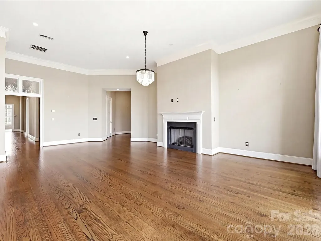 2823 Providence Road Charlotte NC 28211